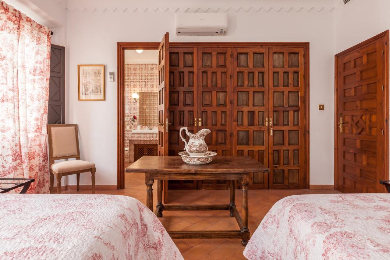 Villa Elvira, Exclusive Pool And Gardens In The Heart Of Sevilla Exterior foto
