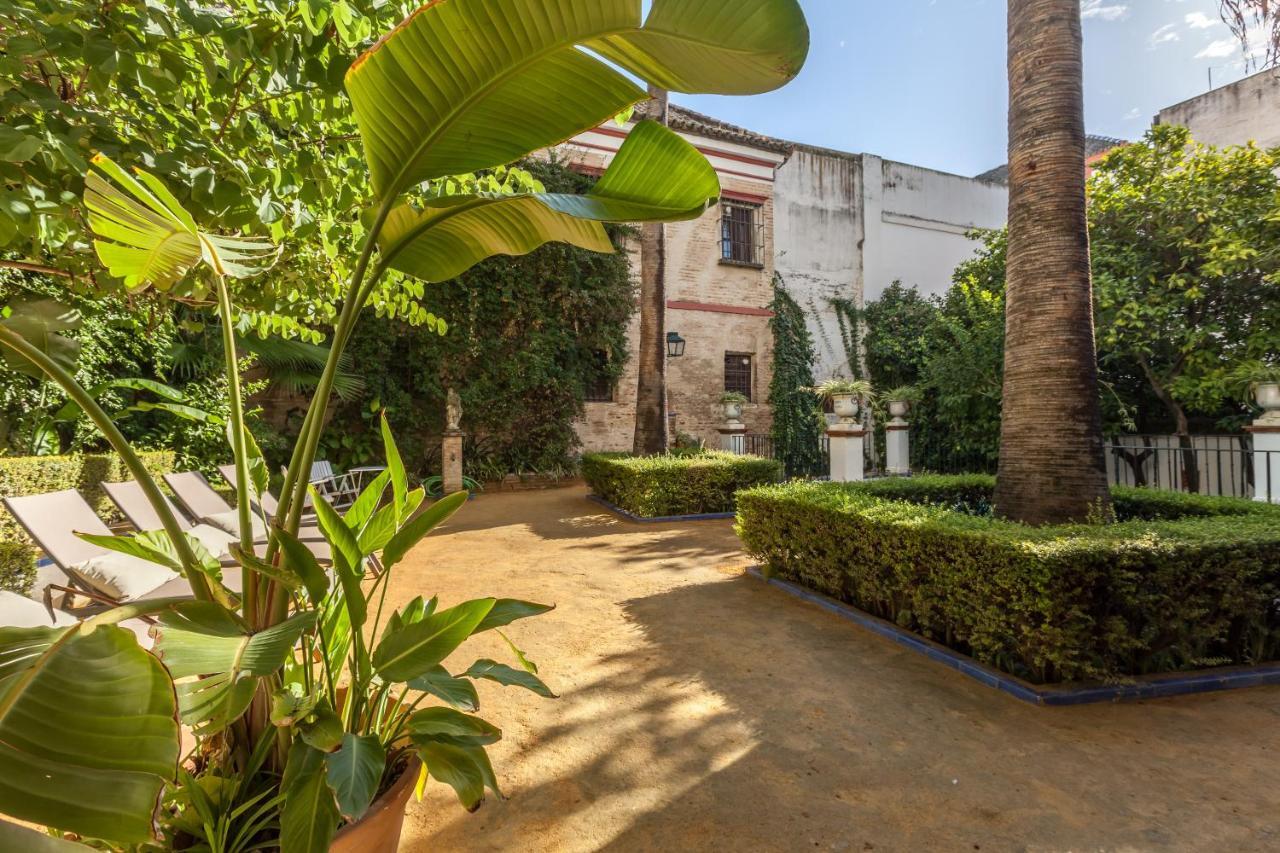 Villa Elvira, Exclusive Pool And Gardens In The Heart Of Sevilla Exterior foto